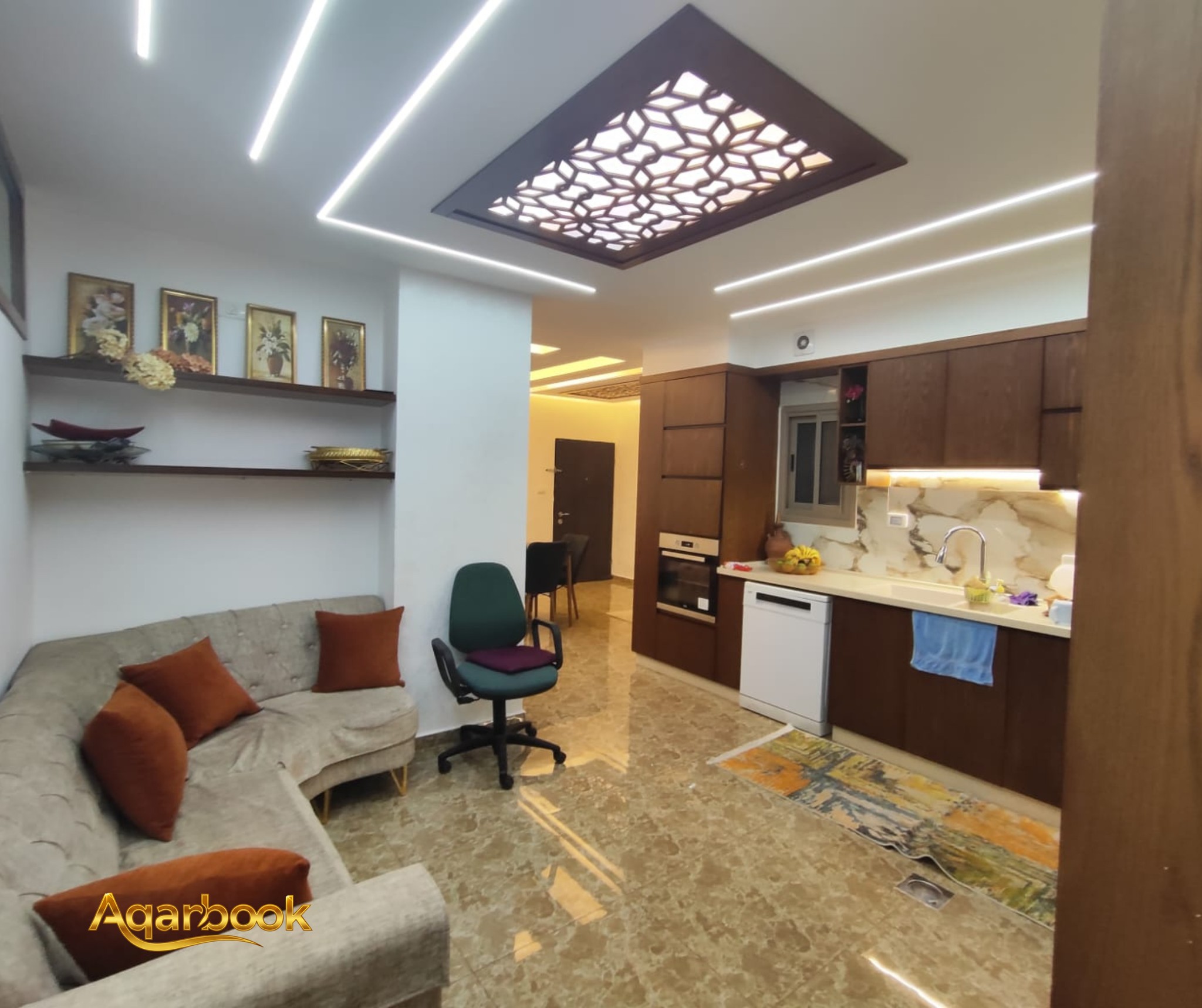 رووف مفروش للبيع