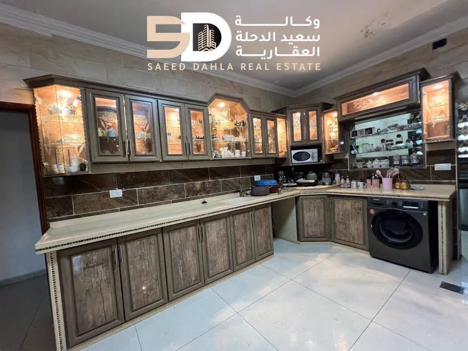 منزل منفصل مفروش للبيع