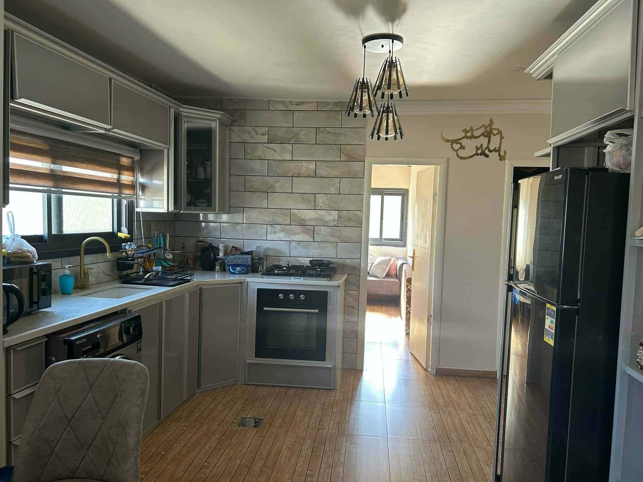 شقه مفروشة للبيع