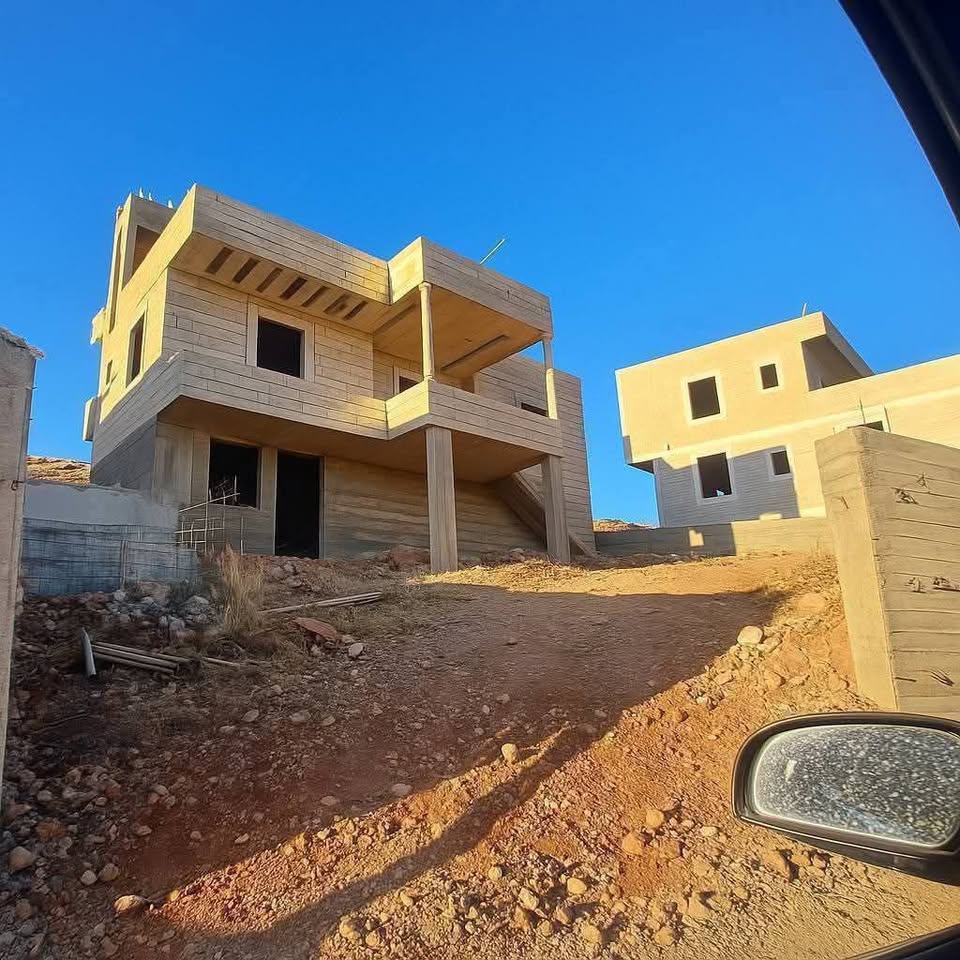 منزل منفصل مشطب للبيع