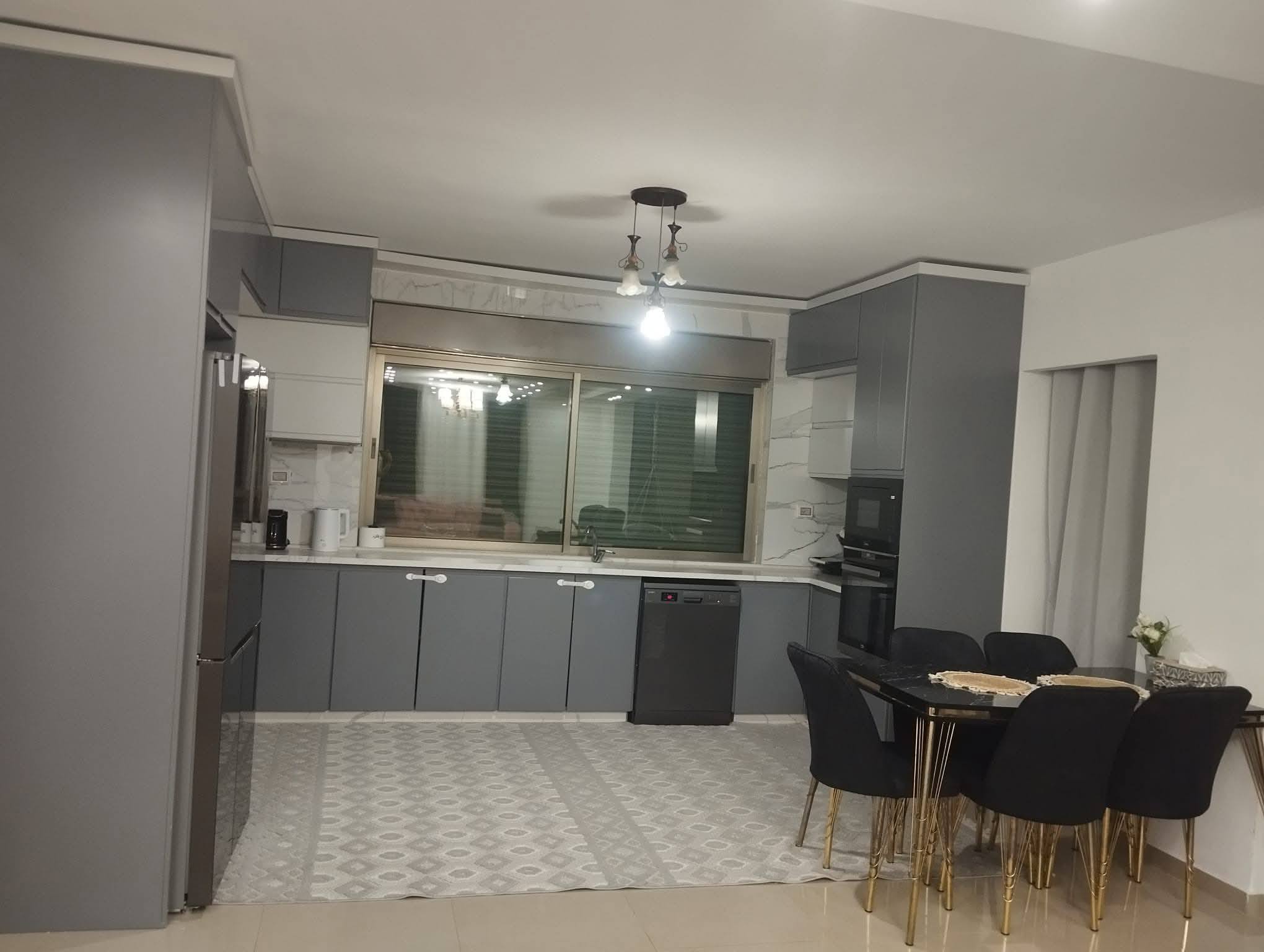 رووف مفروش للبيع