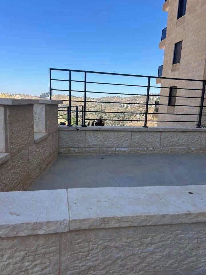 شقه غير مفروشة للبيع