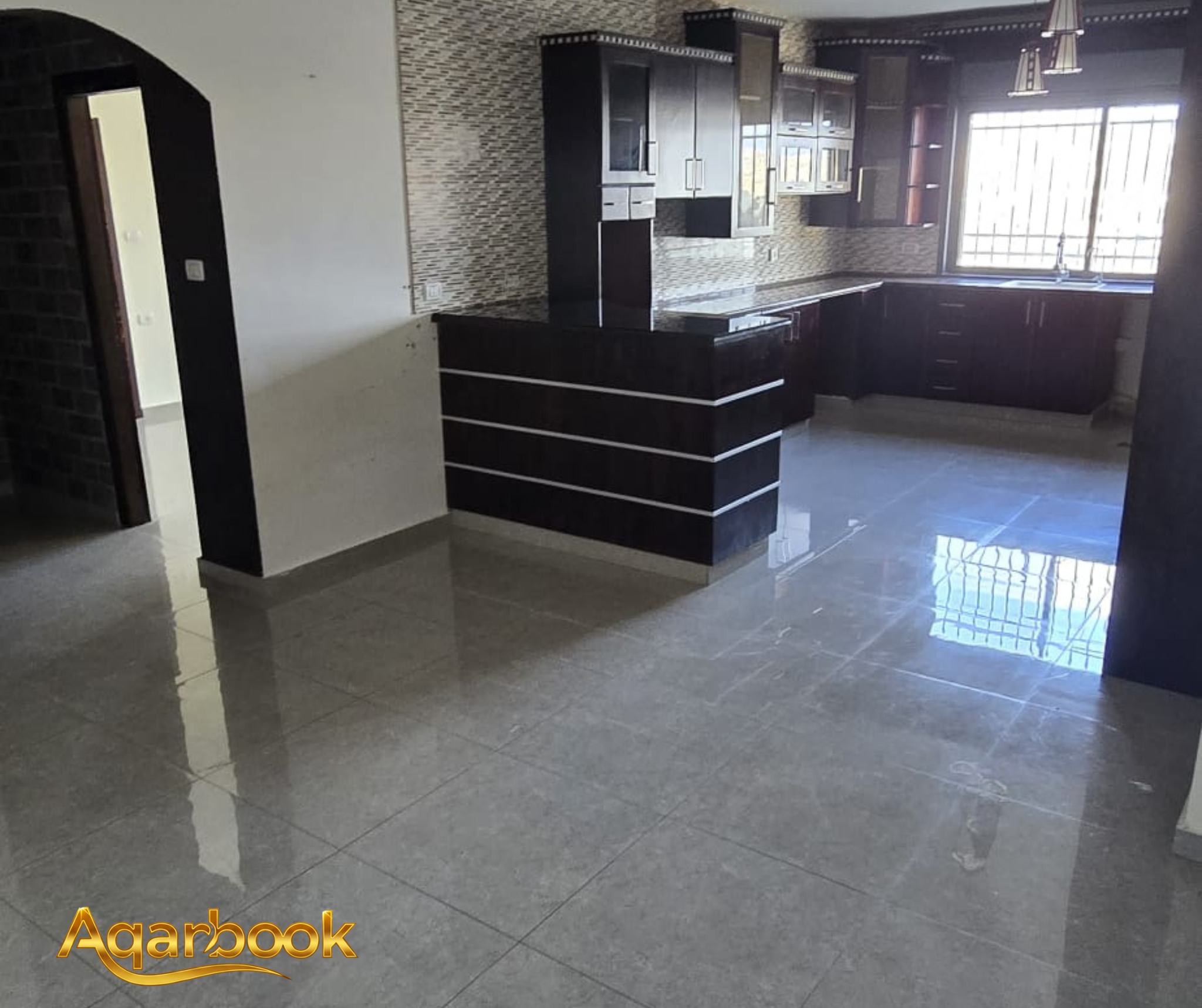 شقه غير مفروشة للايجار