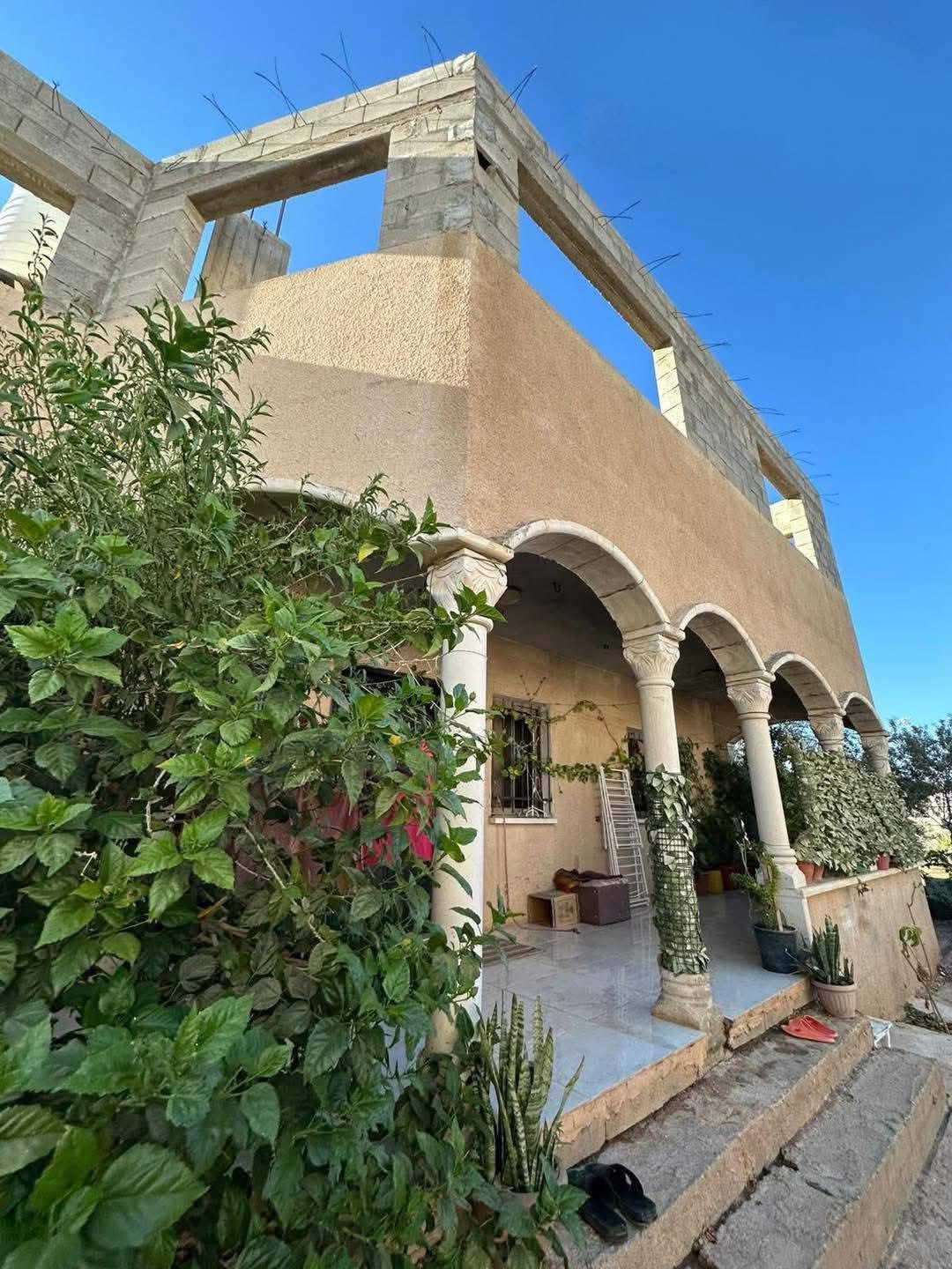 منزل منفصل مشطب للبيع