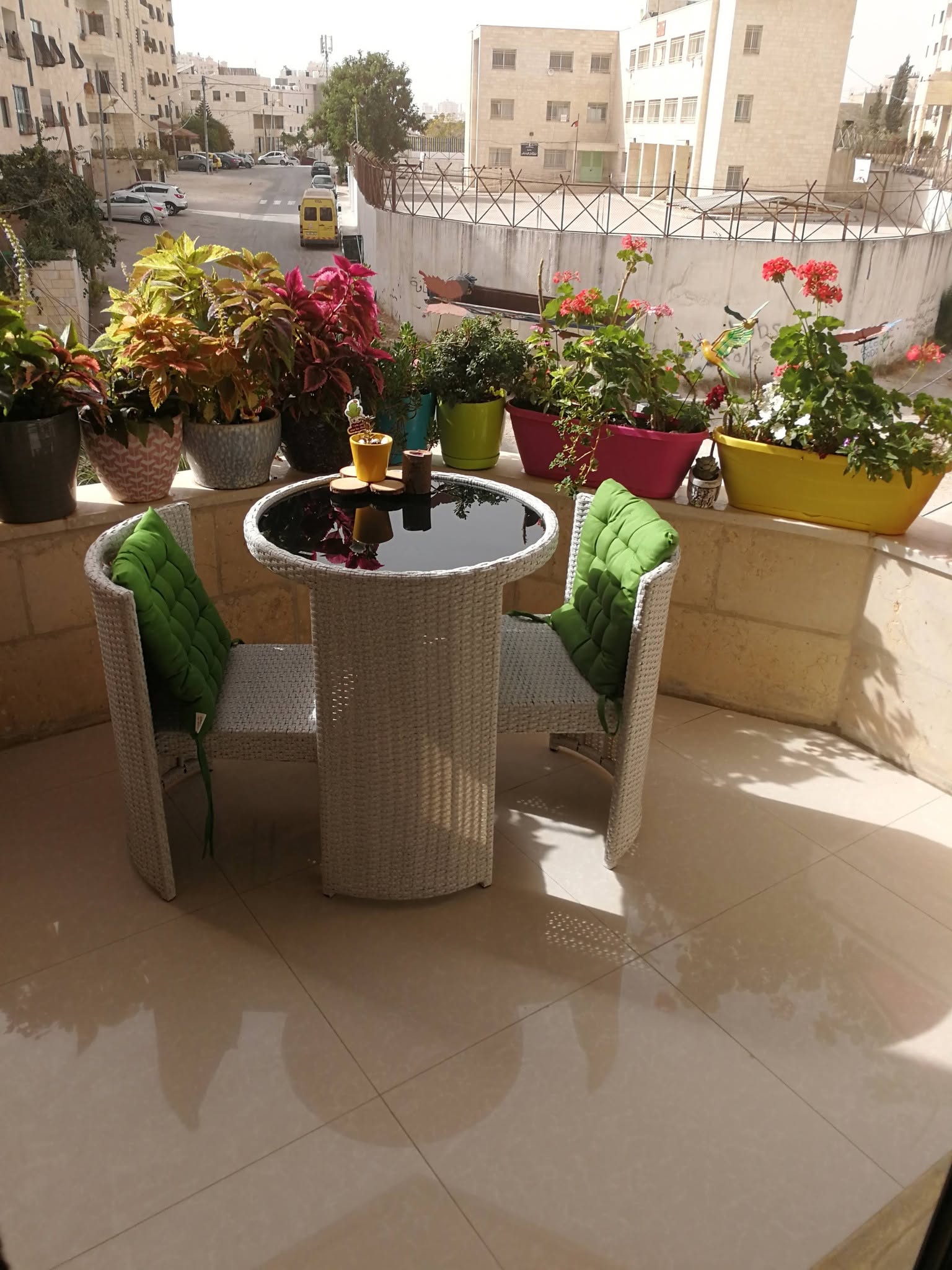 شقه مفروشة للبيع