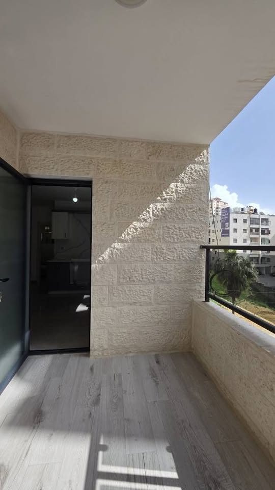 شقه غير مفروشة للايجار