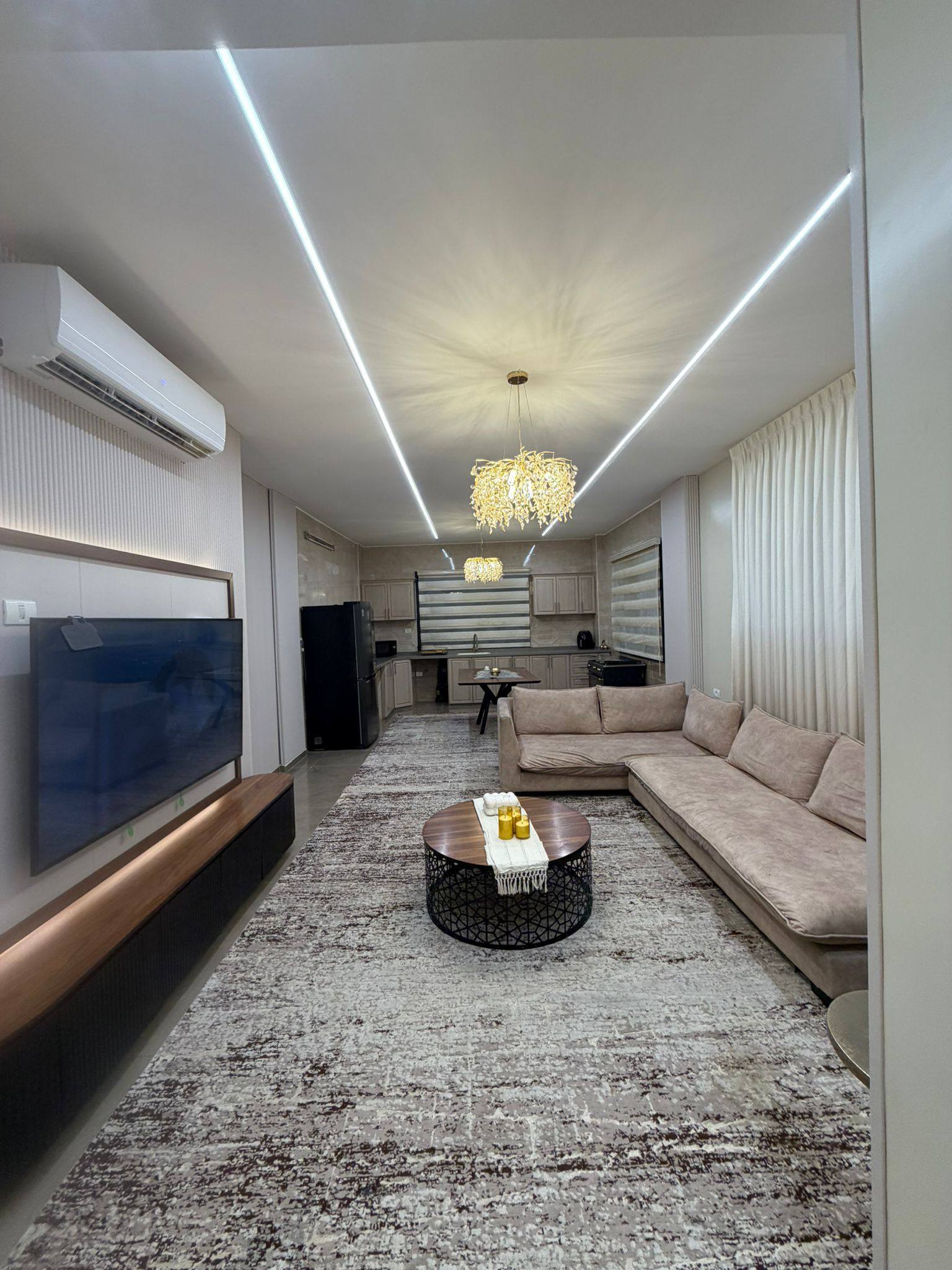 رووف مفروش للبيع