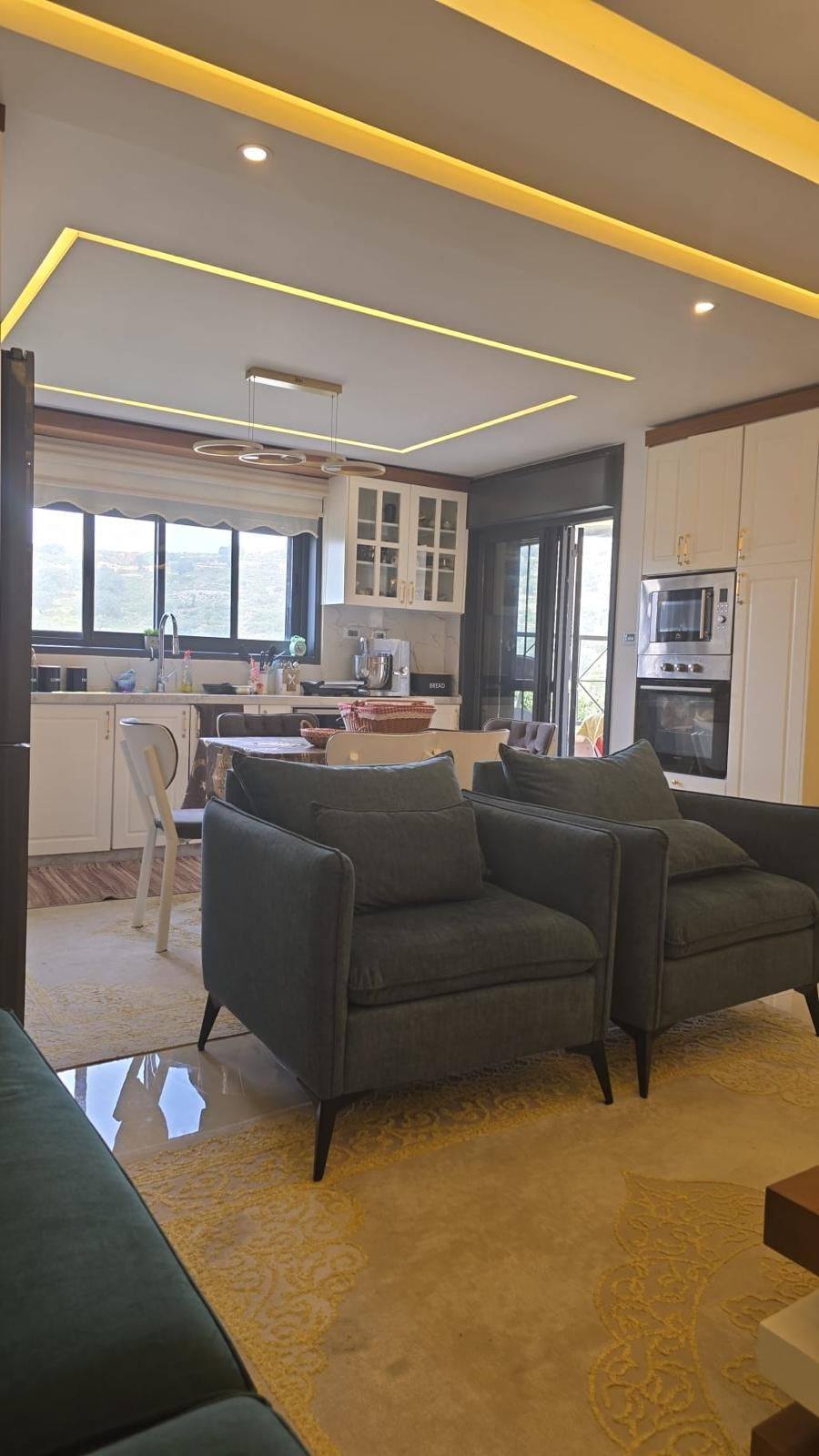 شقه مفروشة للبيع