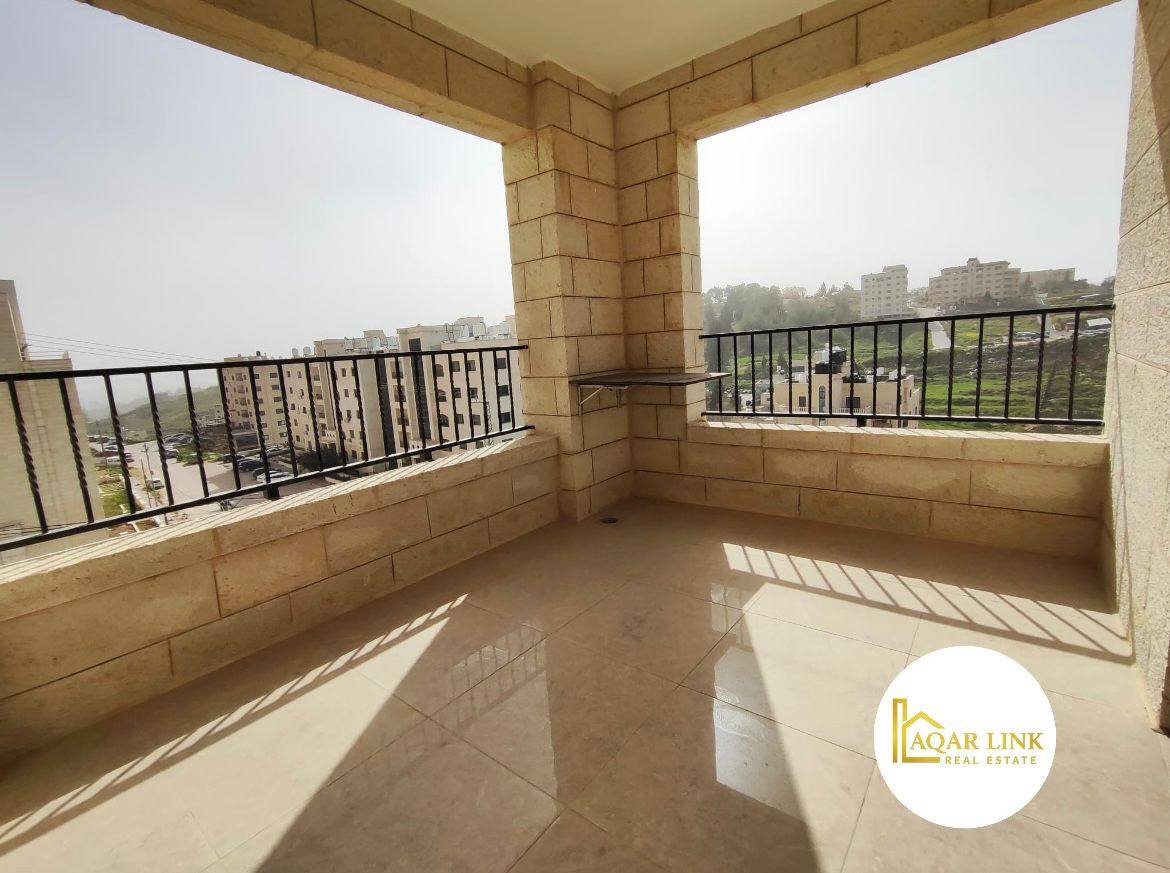 شقه غير مفروشة للايجار