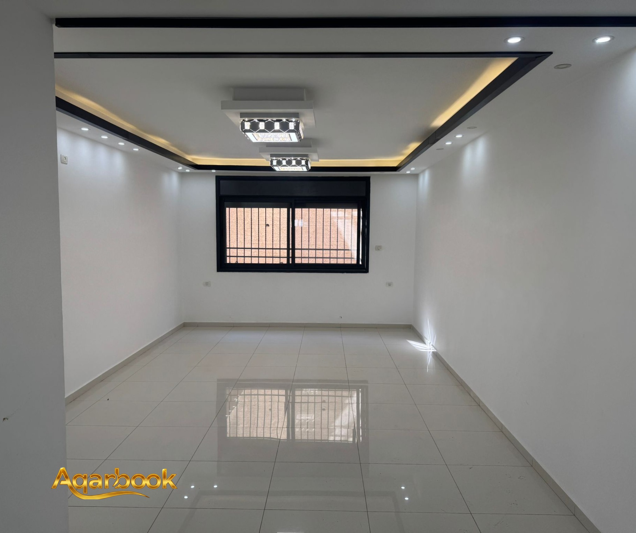 شقه غير مفروشة للبيع