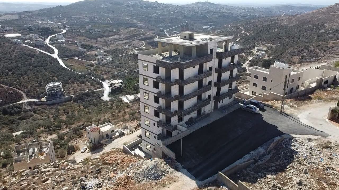 شقق مشطبة للبيع