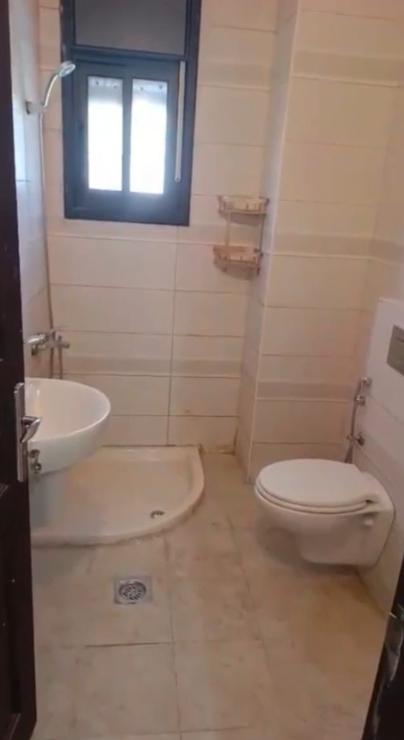 شقه غير مفروشة للايجار