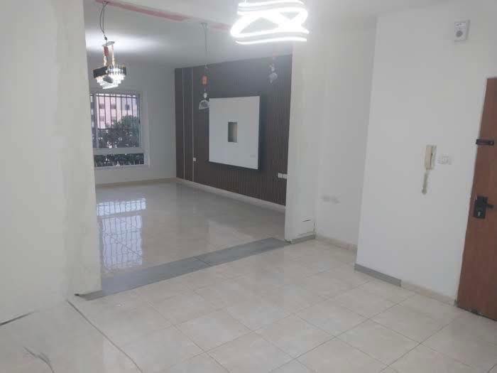 شقه غير مفروشة للبيع