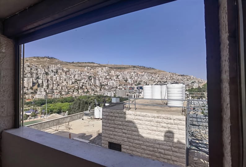 شقه مشطبة للبيع