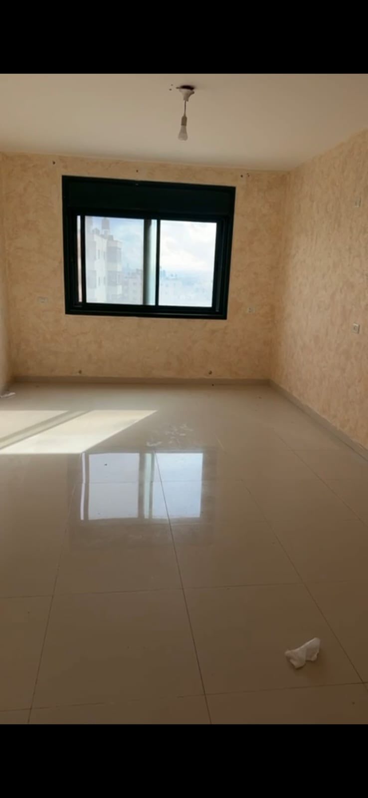 شقه غير مفروشة للايجار
