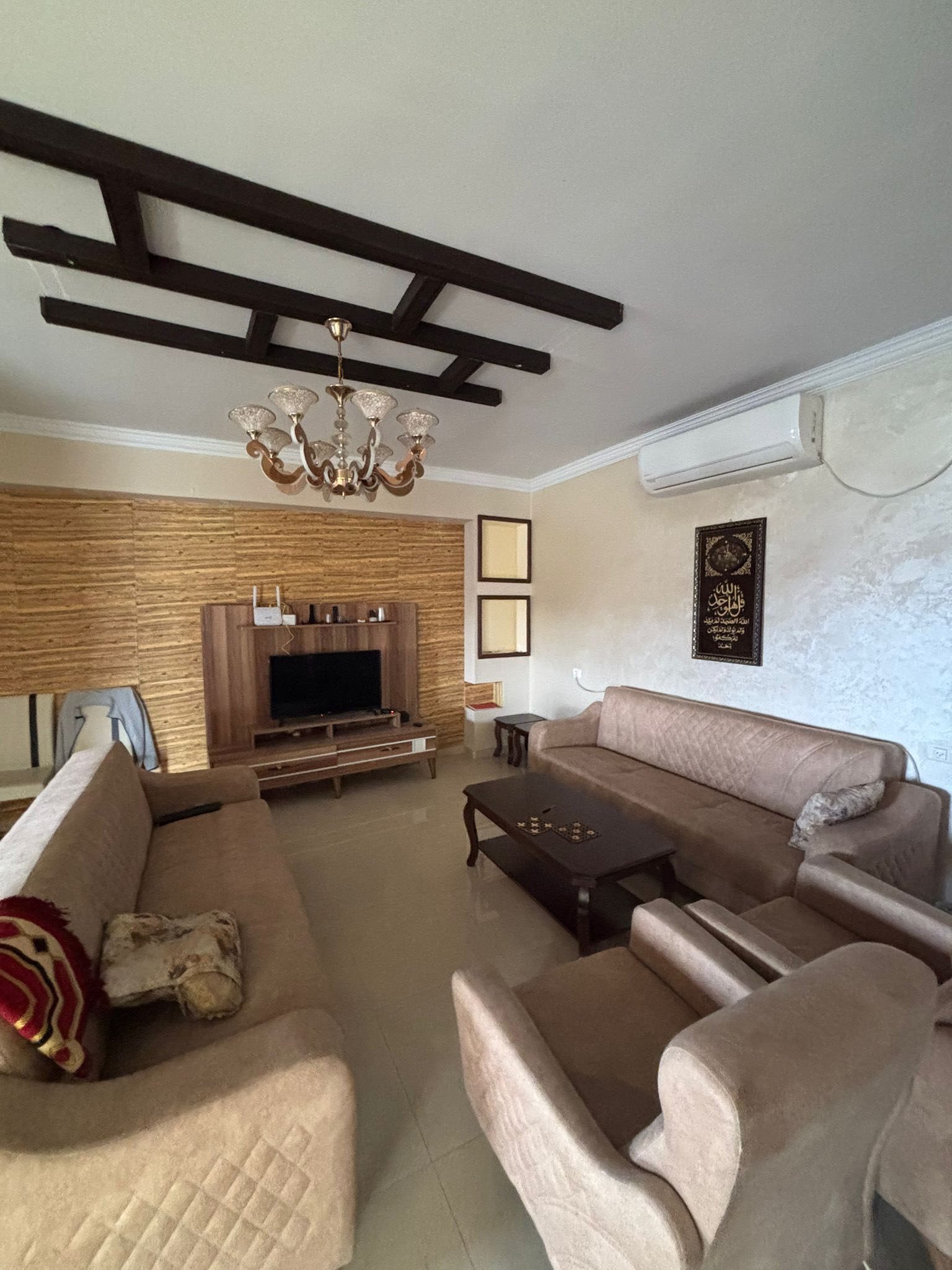 شقه غير مفروشة للبيع