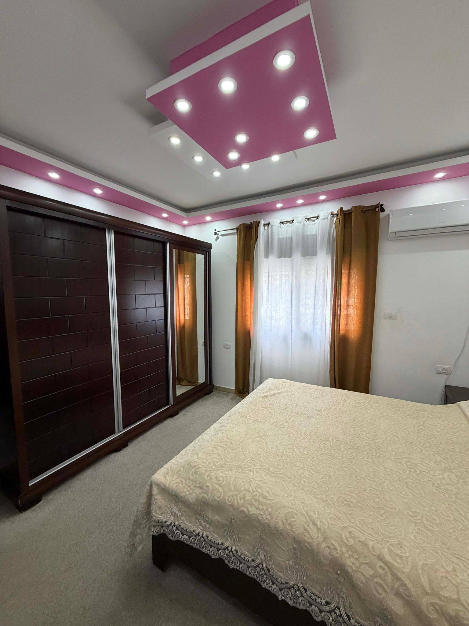 شقه مفروشة للبيع