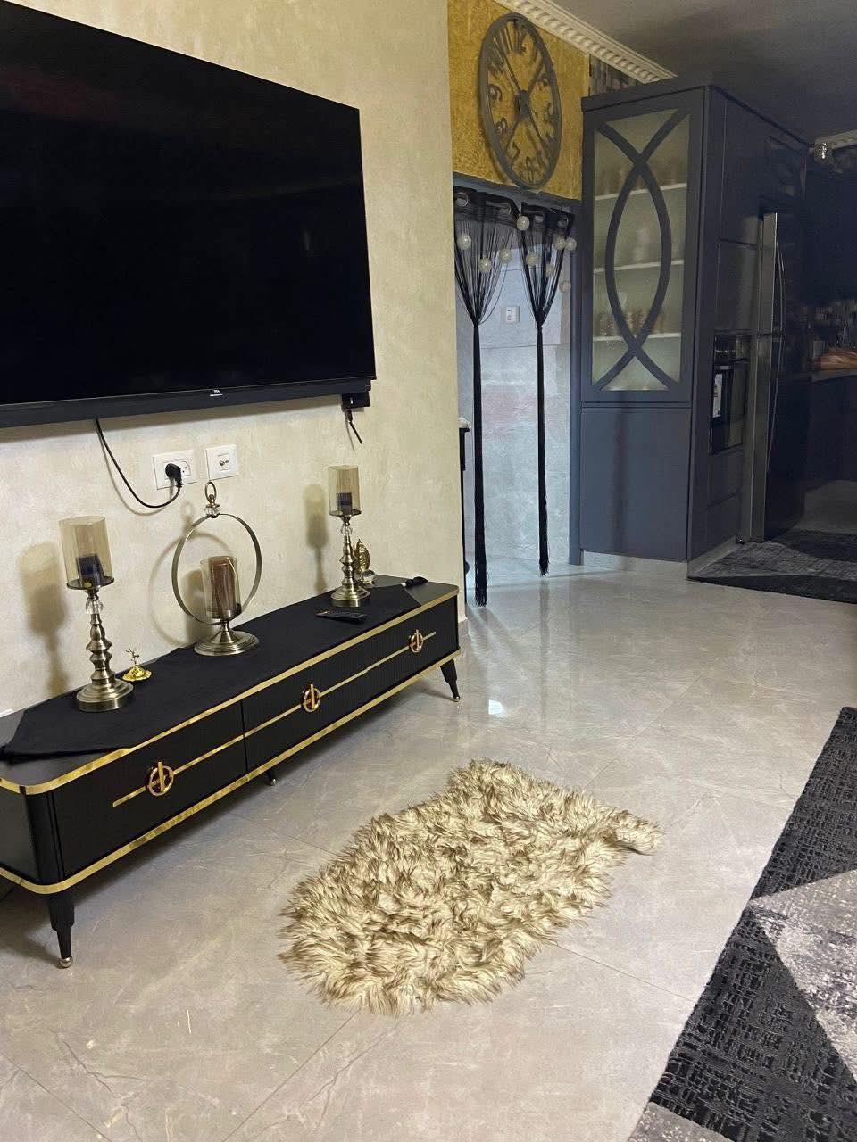 شقه غير مفروشة للبيع