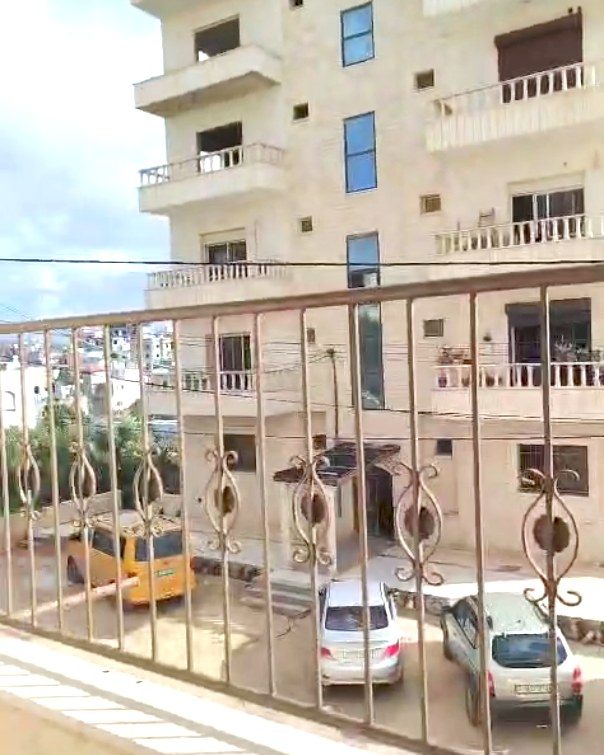 شقه غير مفروشة للايجار