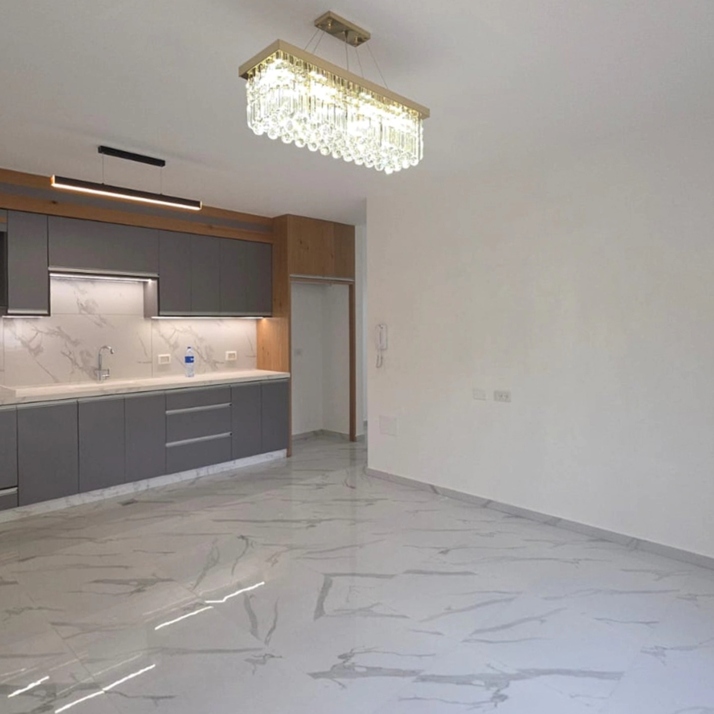 شقة أرضية غير مفروشة للايجار