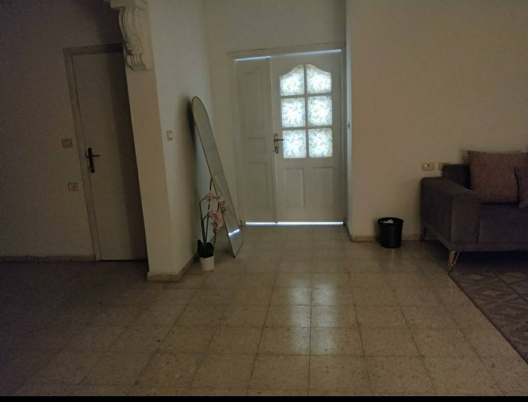 شقه مفروشة للبيع