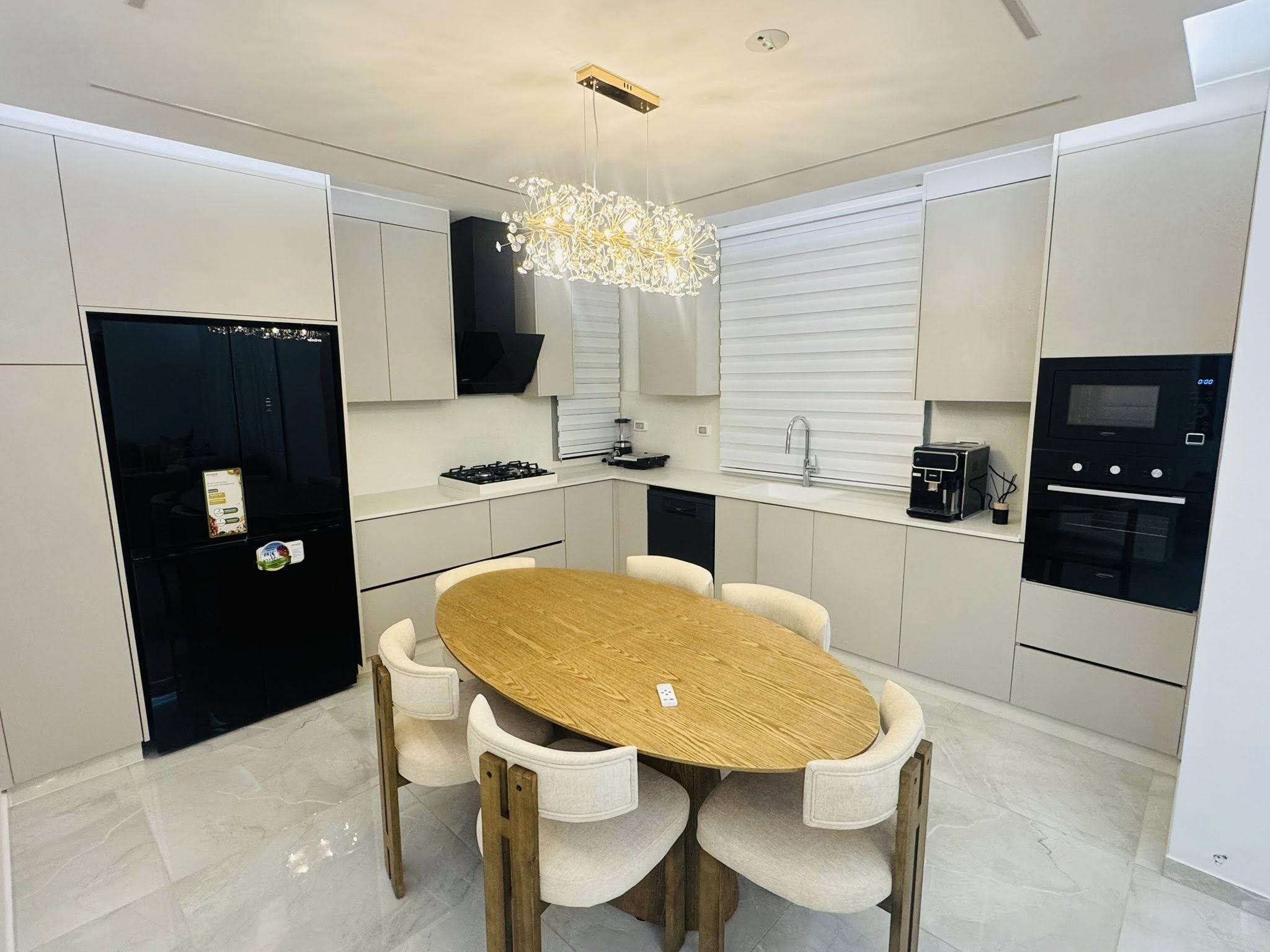 شقه مفروشة للبيع