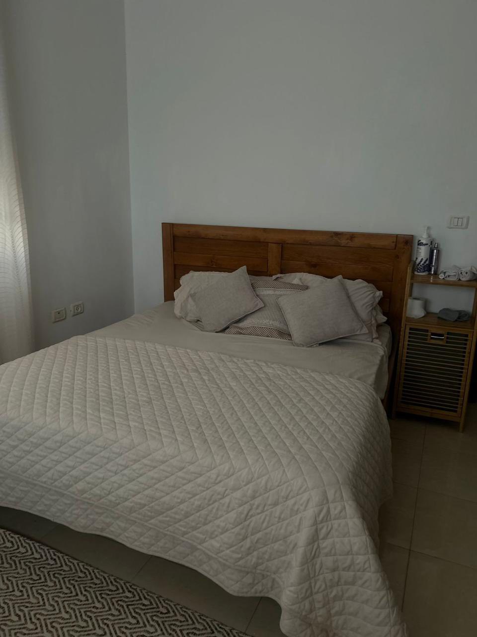 شقه مفروشة للبيع