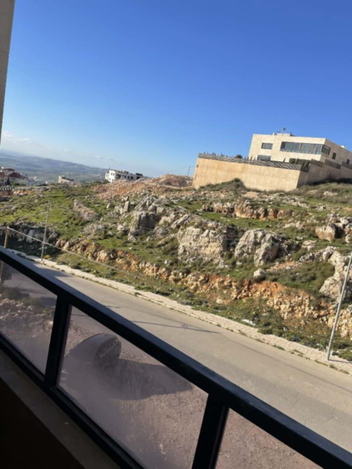 شقه غير مفروشة للبيع