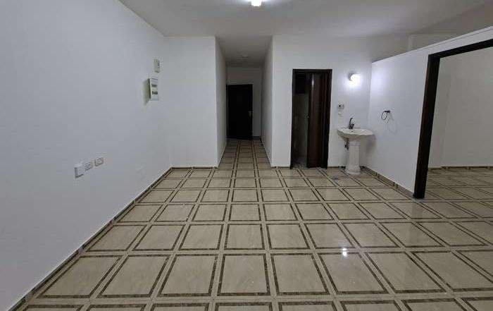 شقه غير مفروشة للايجار