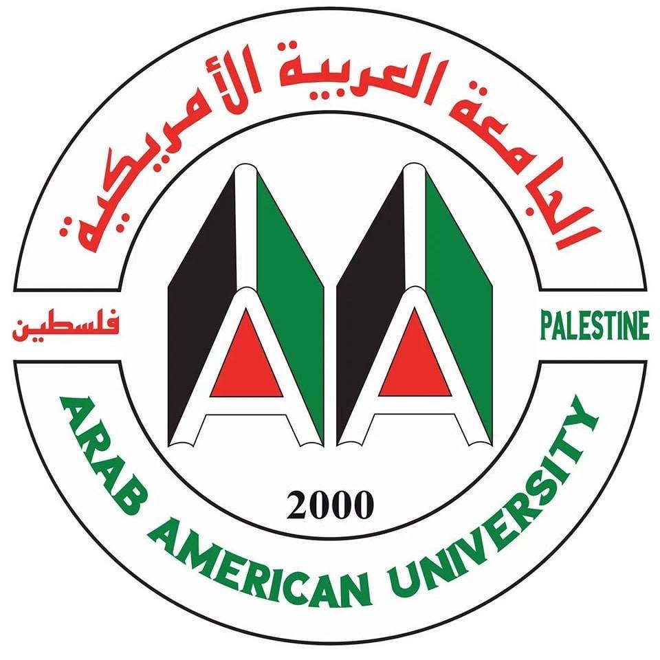 منقذة سباحة
