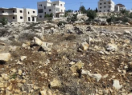 أرض للبيع 735 متر مربع