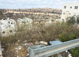 أرض للبيع 900م²