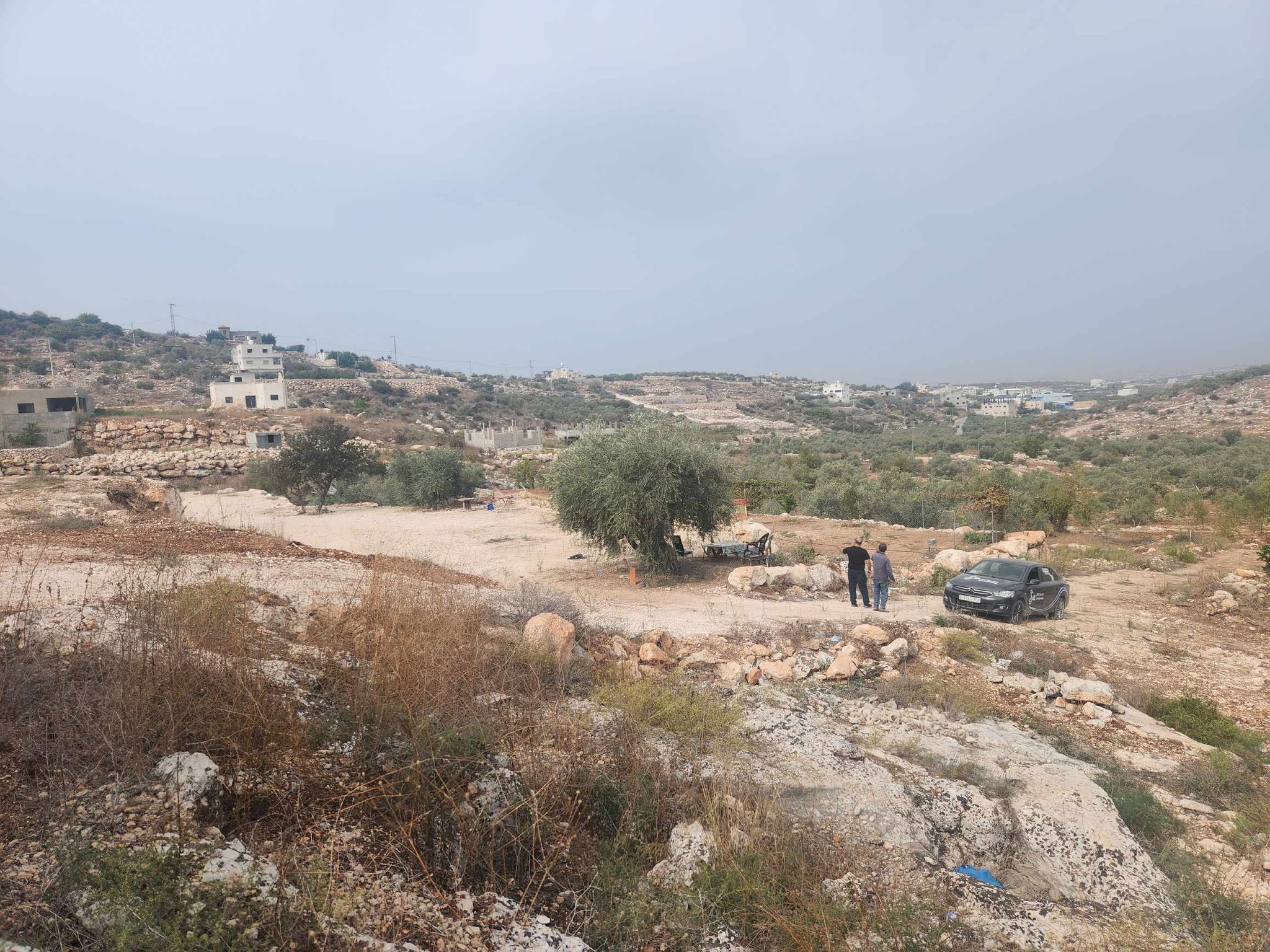 أرض للبيع 1850 متر