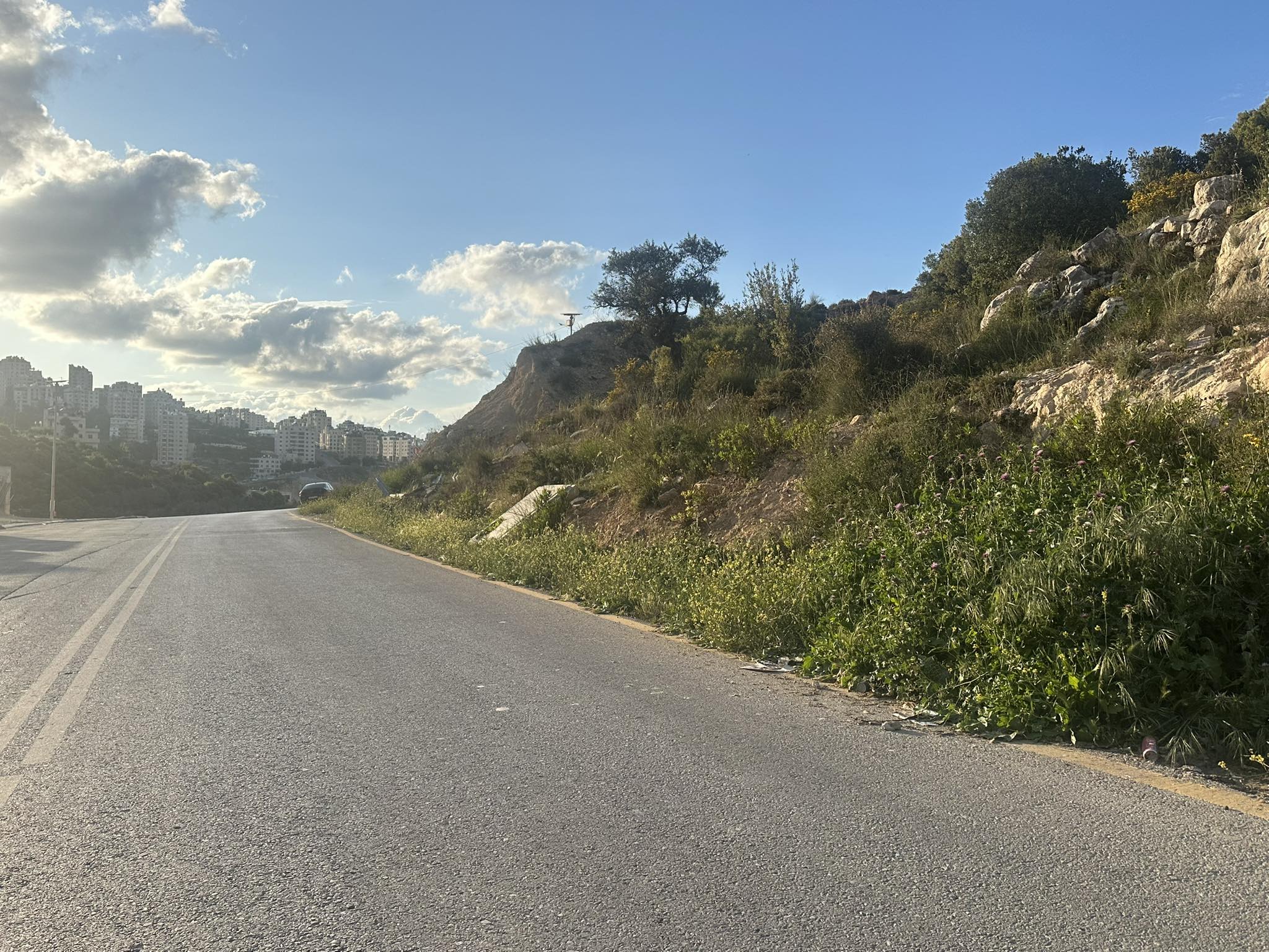 أرض للبيع 2200م مربع