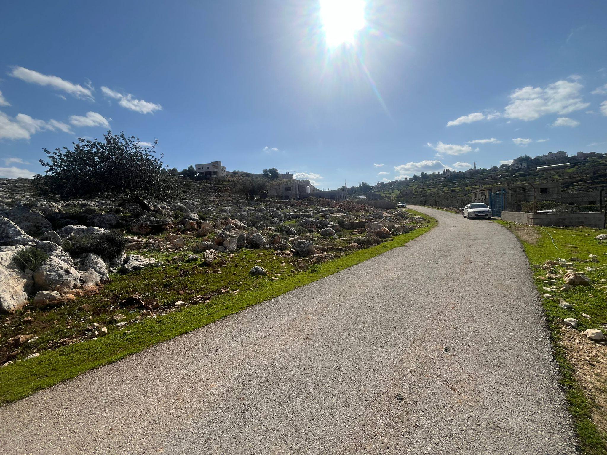 أرض للبيع 1000 متر مربع