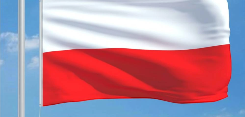 استقبال طلبات منح التبادل الطلابي لطلبة البكالوريوس والماجستير في جامعة Warsaw في بولندا