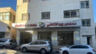 ثلاث محلات للبيع بالخلو