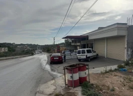 3 مخازن للإيجار