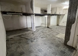 مخازن للإيجار