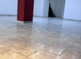 مخازن للبيع