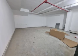 مخزن للإيجار