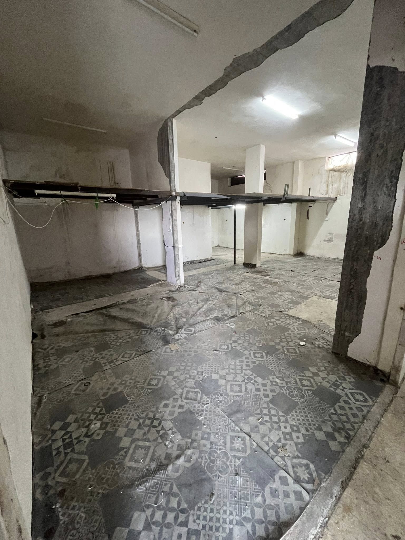 مخزن - للإيجار