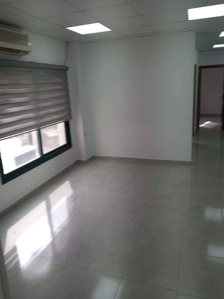 مكتب - للإيجار