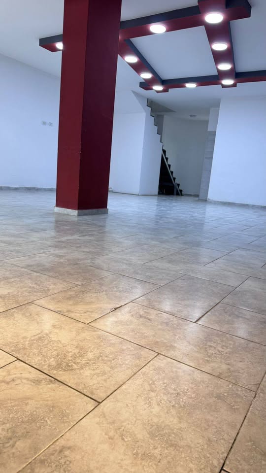 مخزن - للبيع