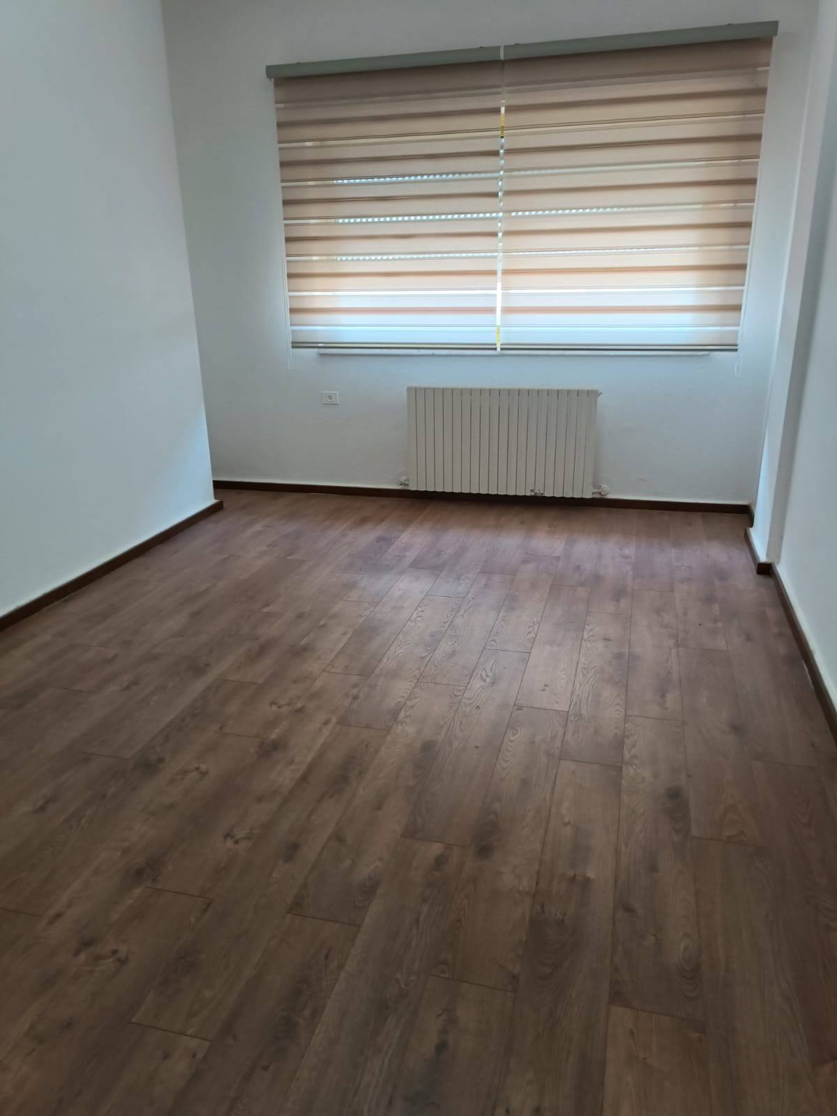 مكتب - للإيجار