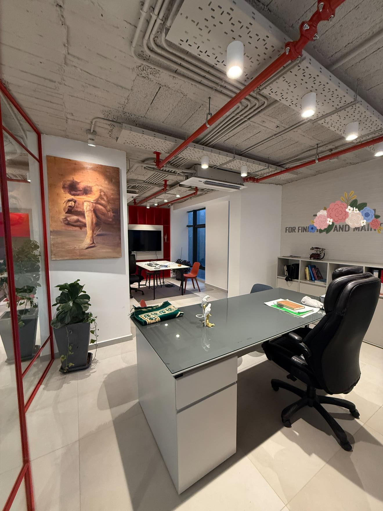 مكتب - للإيجار