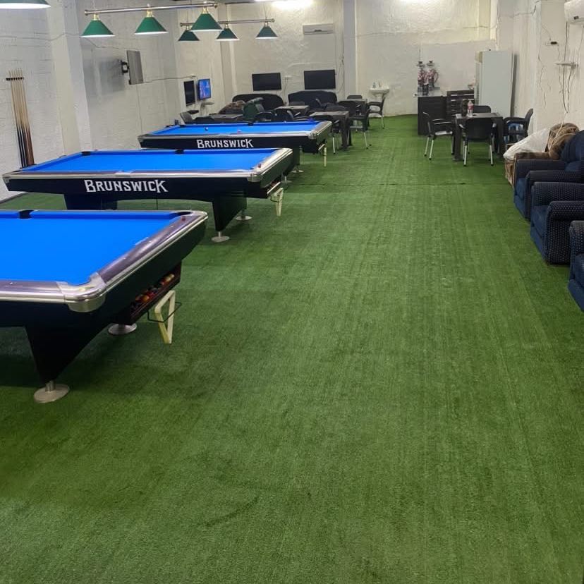 قهوة وبلياردو للبيع