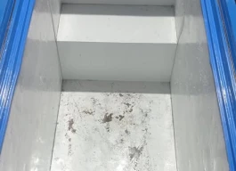 ثلاجة سلطات ومجلى مع حوض وفريزر
