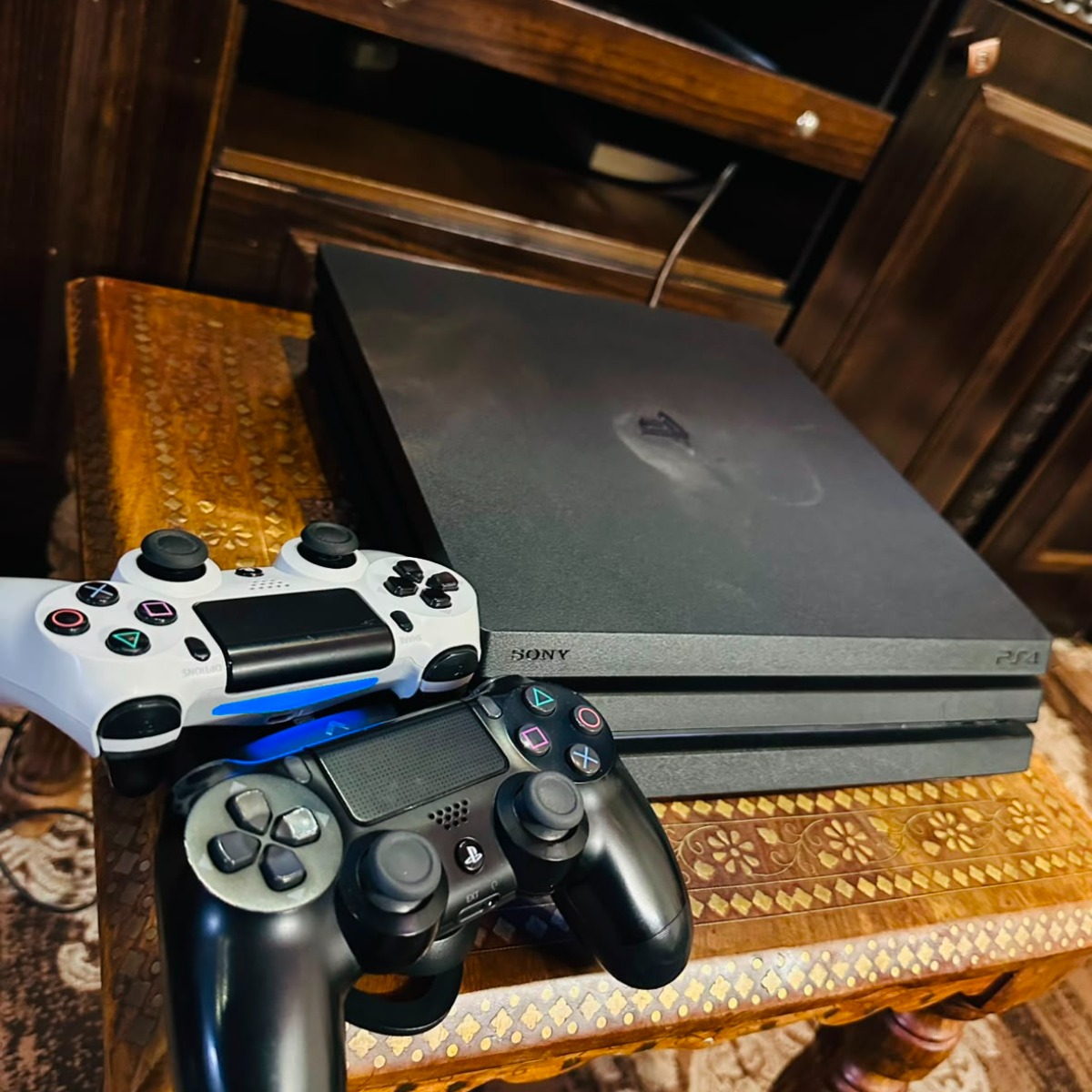 Playstation 4 Pro | بلاستيشن 4 برو