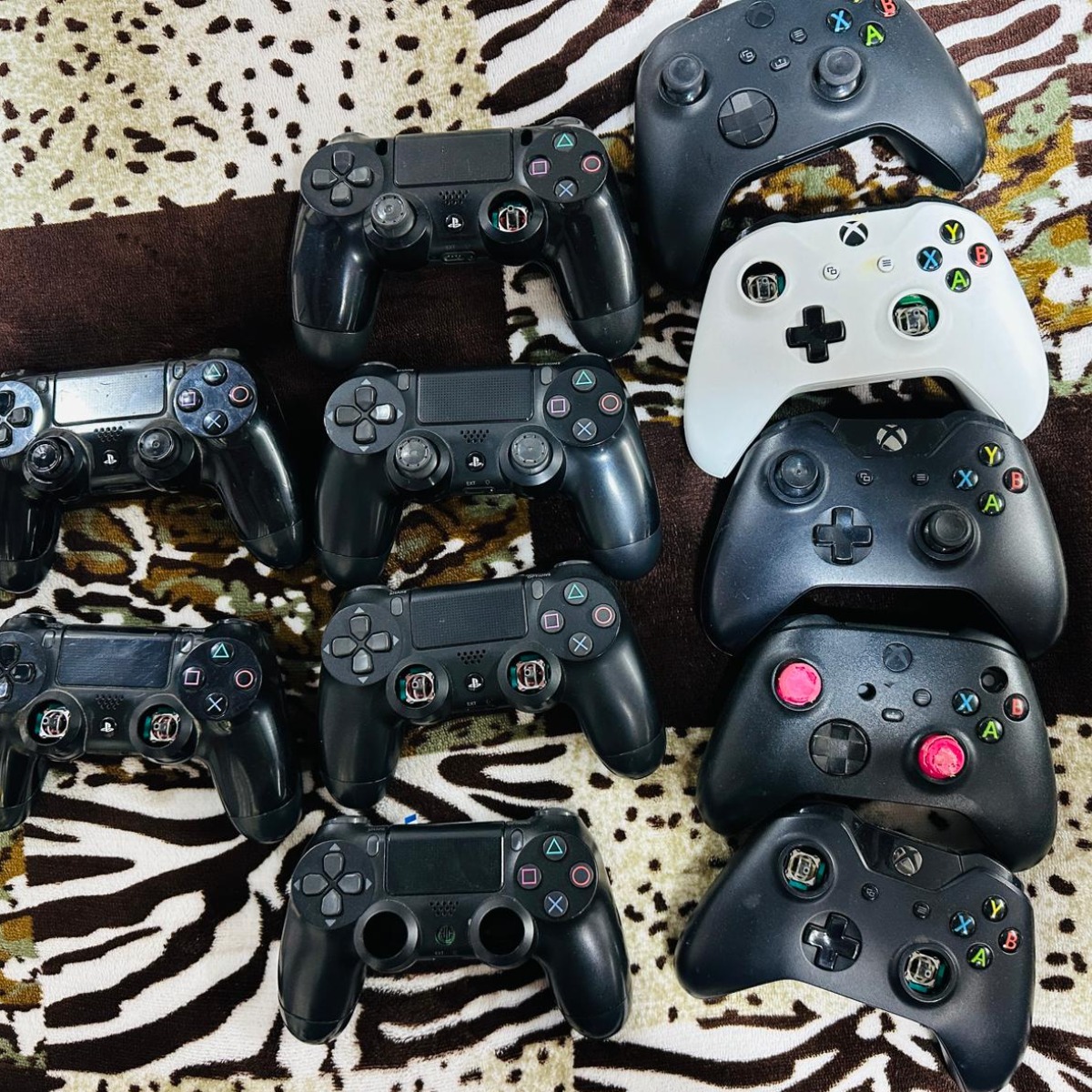 ايدين بلاستيشن واكسبوكس